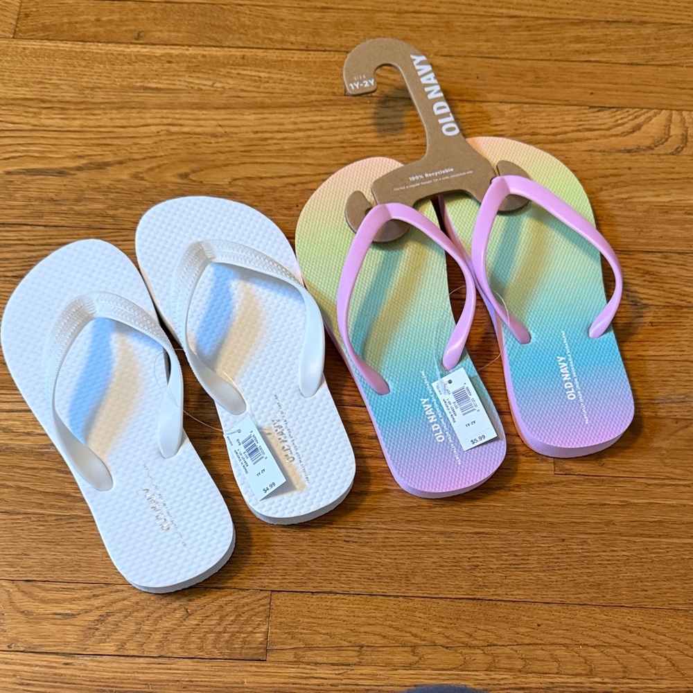 Old Navy White and Multicolor Flip Flops